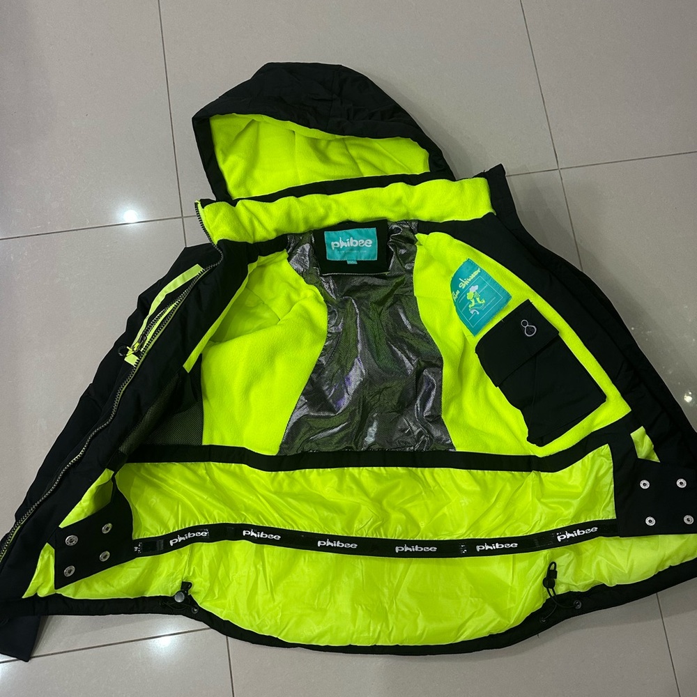 Kids Jacket -  perfect for skiing.